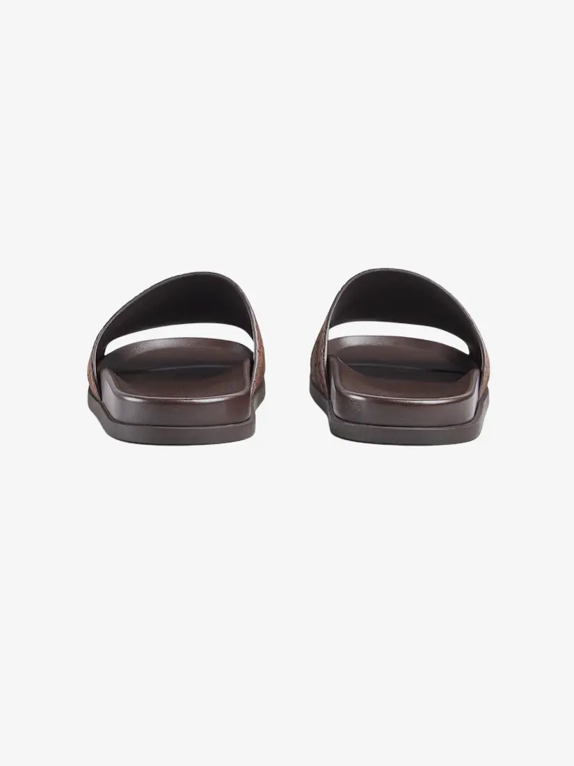 Shapka Gucci GG Suede