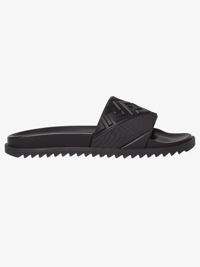 Shapka Fendi Slides