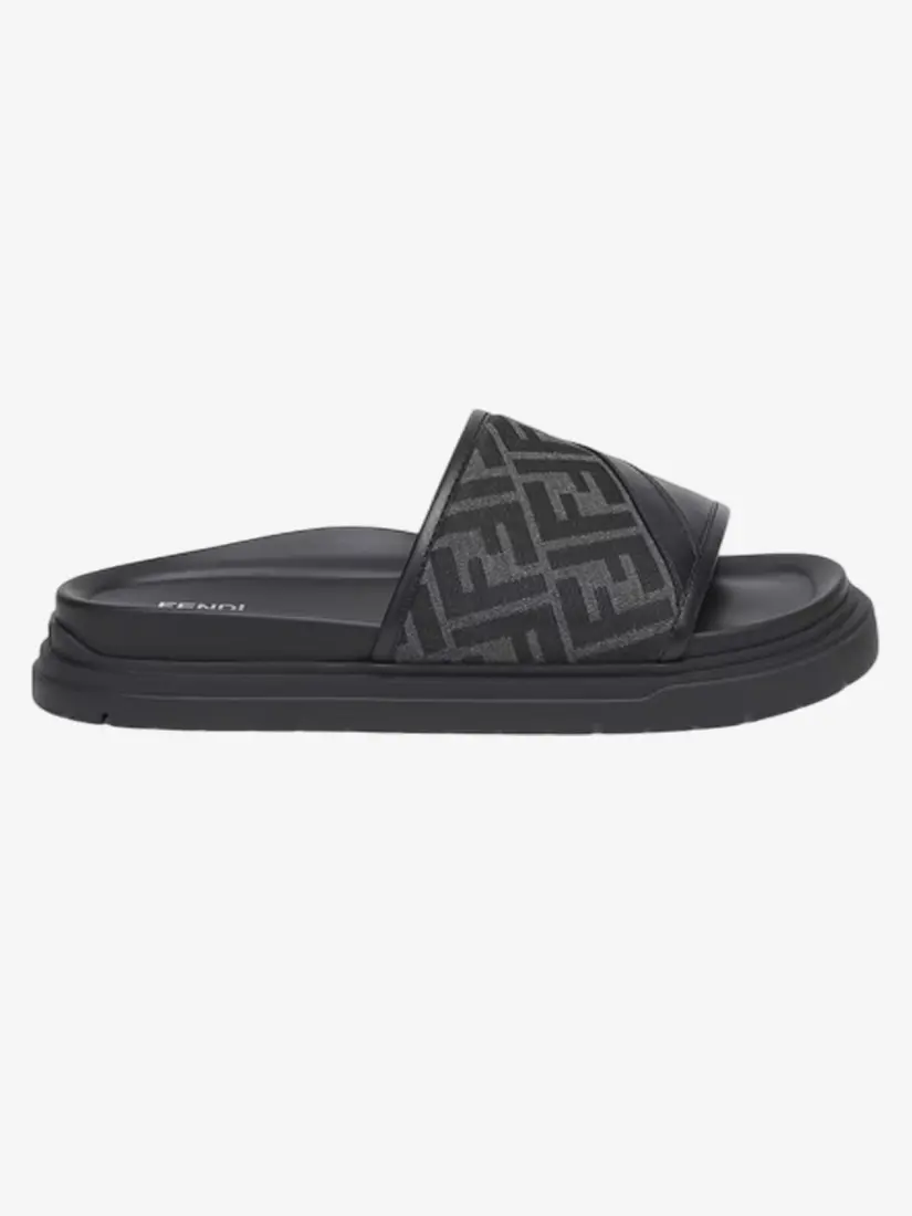 Shapka Fendi Diagonal Slides