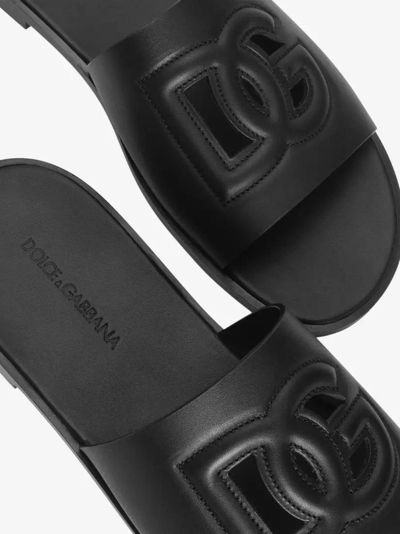 Dolce & Gabbana Slippers With DG Logo