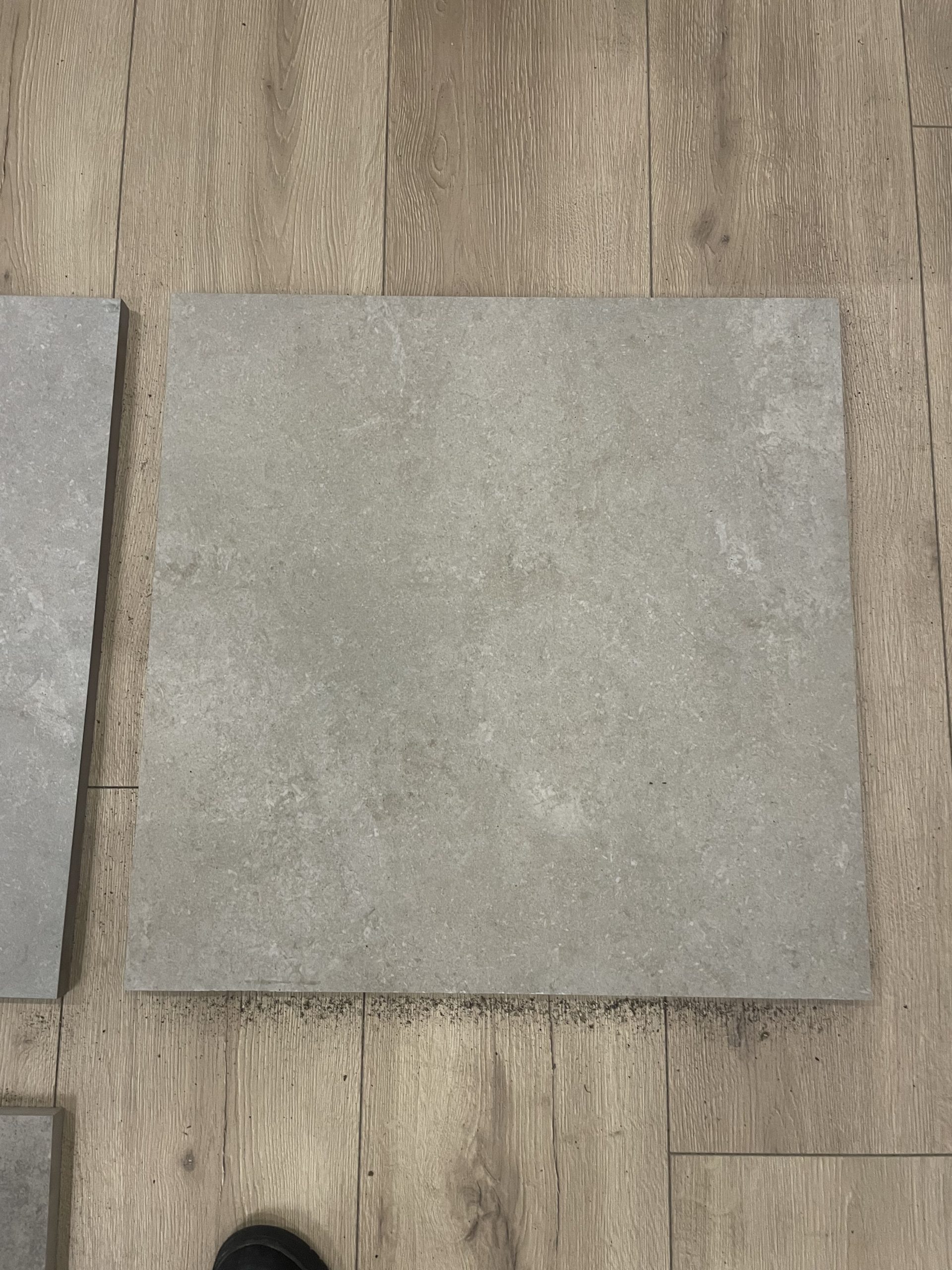 Keramische Tuintegels 60x60x2cm - kleur grijze tegels (foto 5)