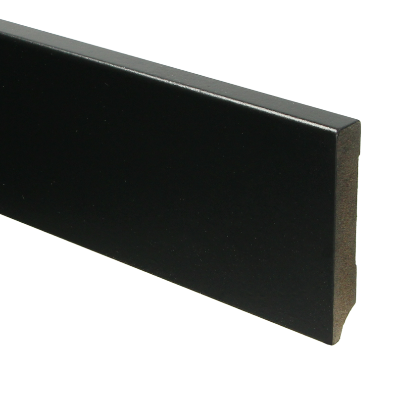 MDF Moderne plint 90x15 voorgelakt RAL 9005 - kleur zwart