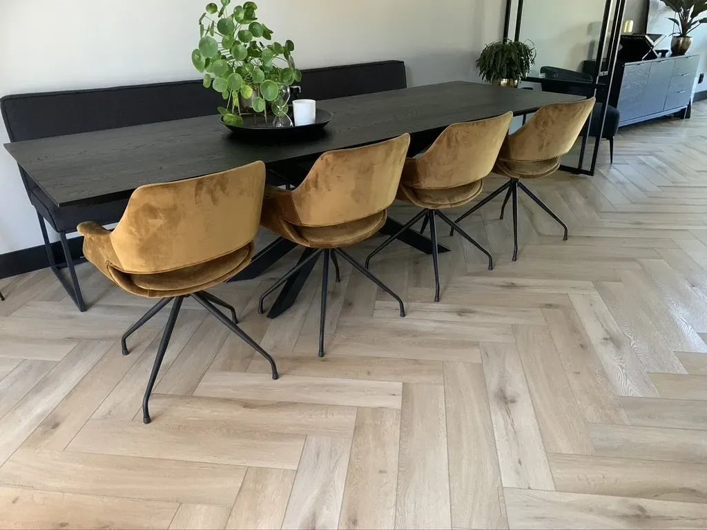 Gelasta Callisto Visgraat 4201 Natural Oak Light - PVC vloer in beige (foto 4)