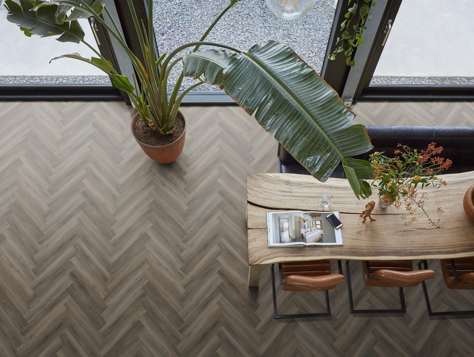YUP Paddington Herringbone dryback dark grey - PVC vloer in grijs, visgraat (foto 3)