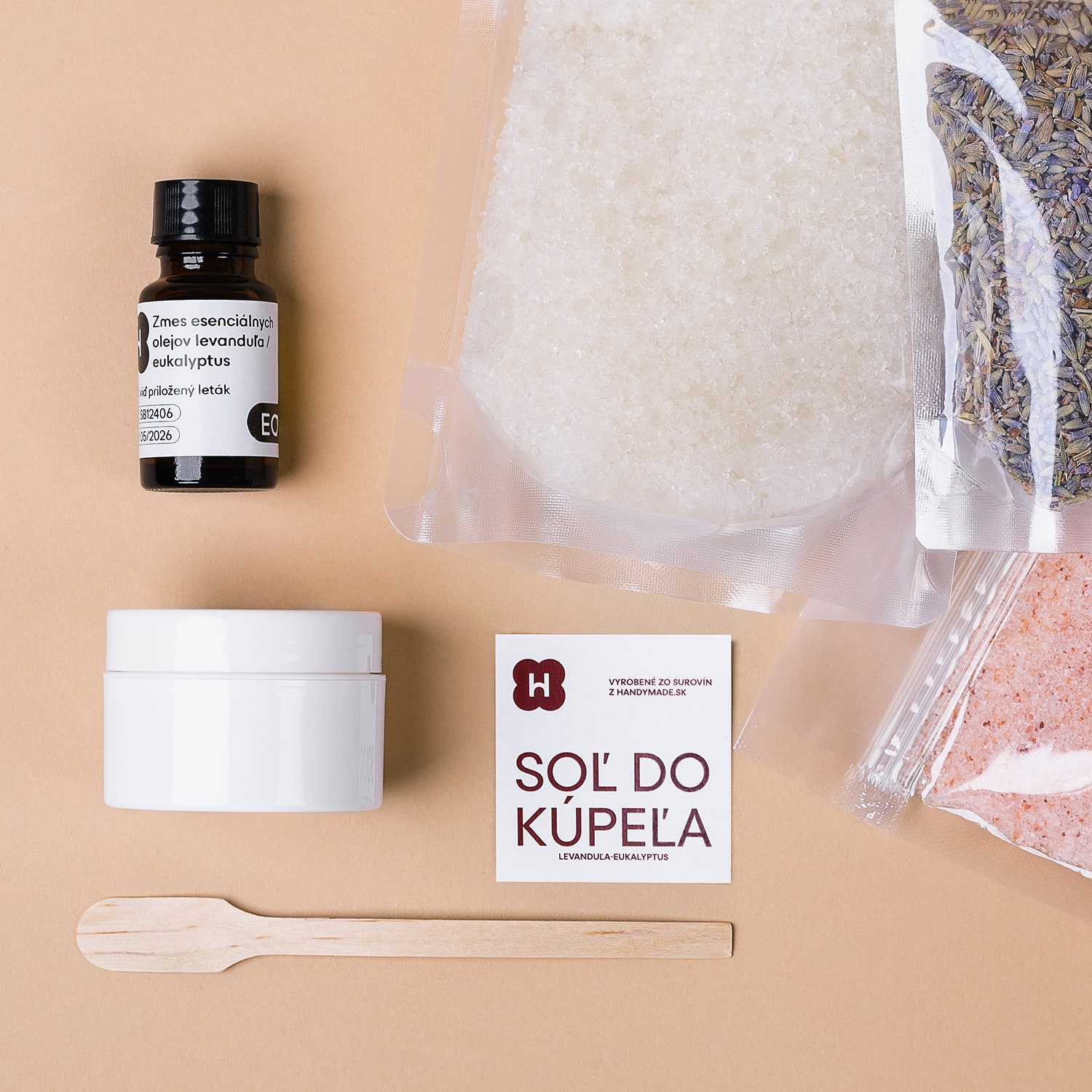 Vyrob si SOĽ DO KÚPEĽA levanduľa/eukalyptus