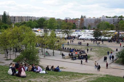 Mauerpark Flohmarkt