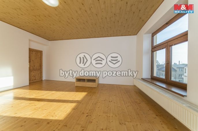 Prodej, Byt 1+1, Slaný