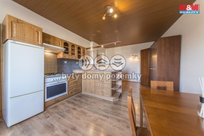 Prodej, Byt 1+1, Slaný