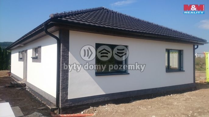 Prodej, Louka, Labské Chrčice