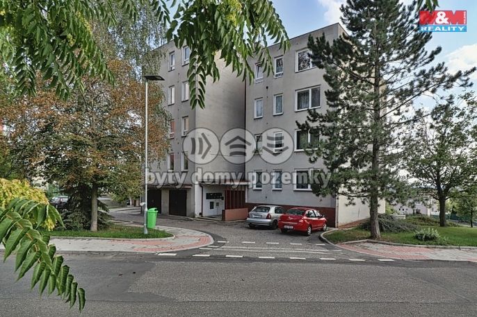 Prodej, Byt 1+1, Slaný