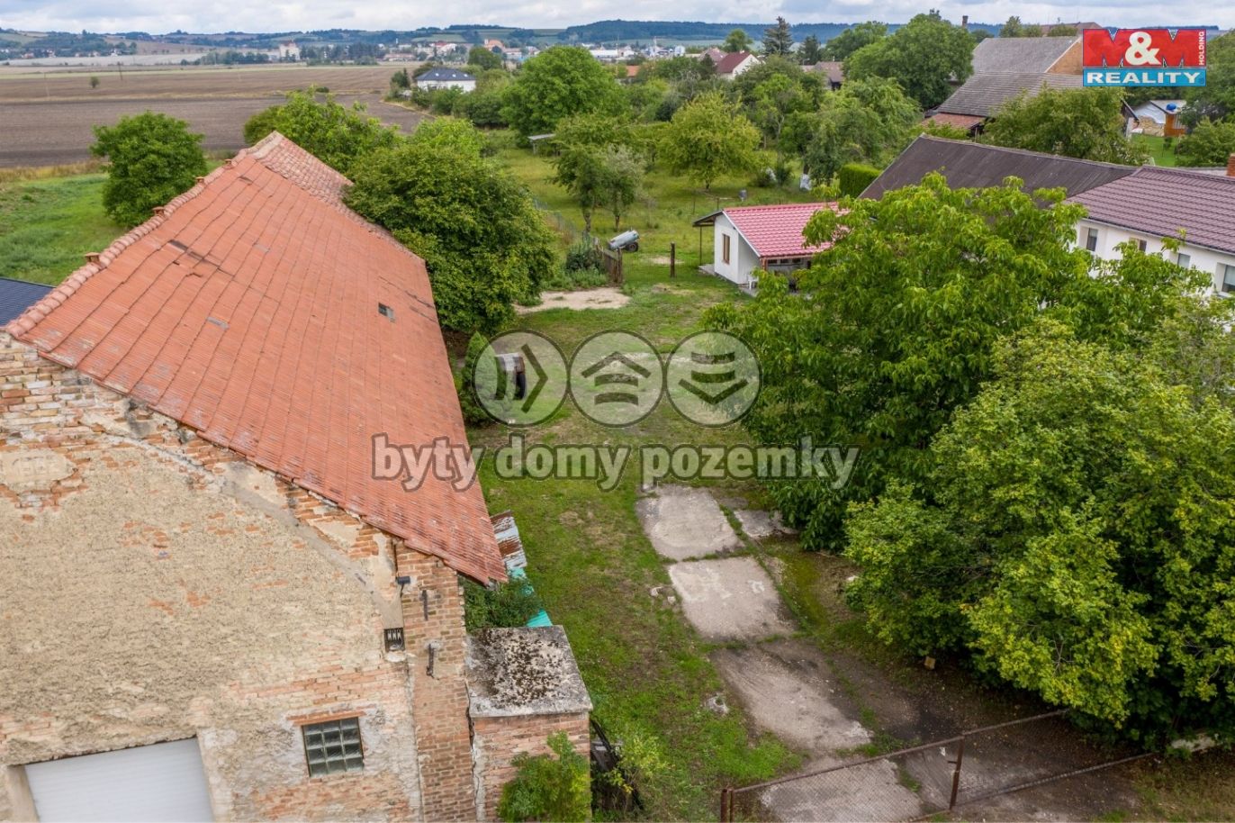 pohled na pozemek