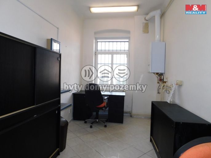 Pronájem, Obchod a služby, Cheb