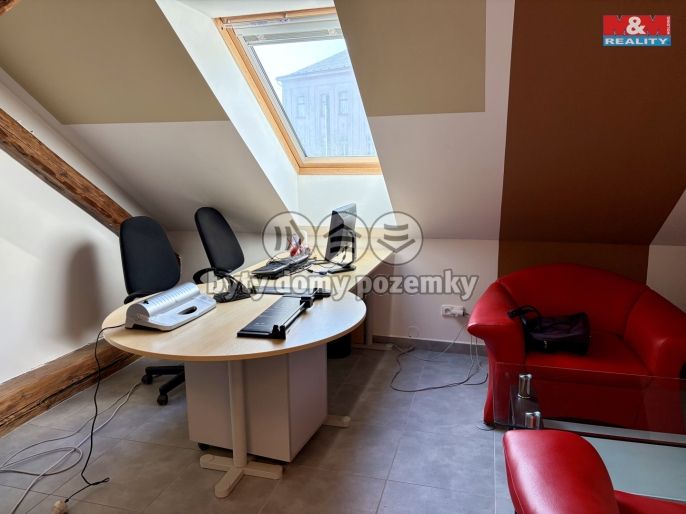 Pronájem, Kancelářský prostor, Pardubice
