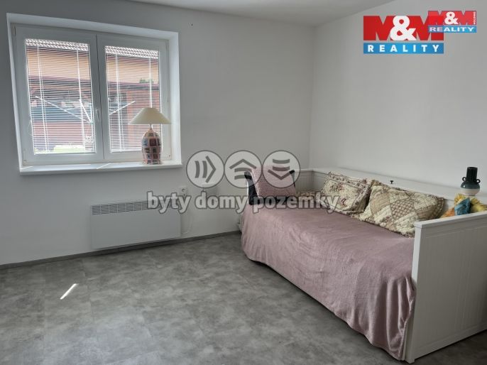 Pronájem, Byt 2+kk, Heřmanův Městec