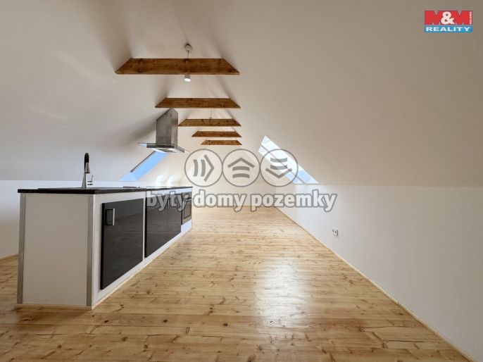 Pronájem, Byt 2+kk, Velešín