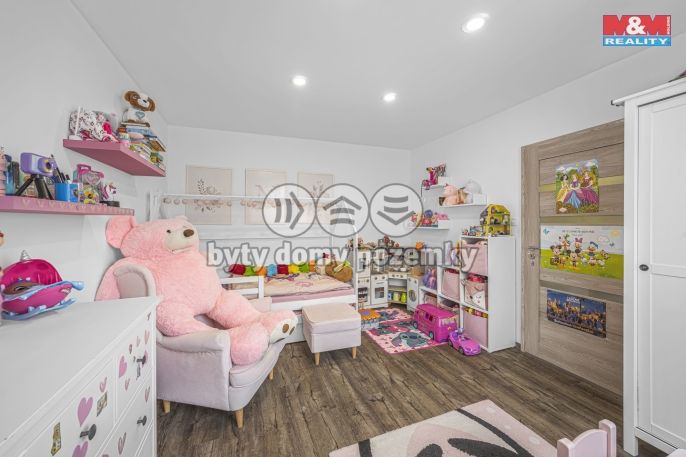 Prodej, Byt 4+1, Holice