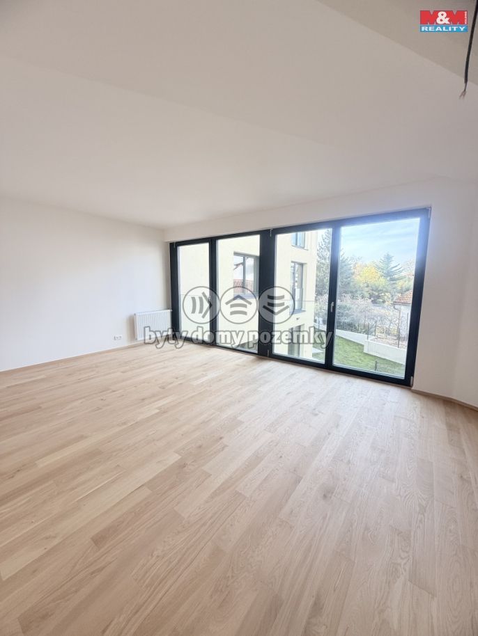 Prodej, Byt 1+kk, Praha