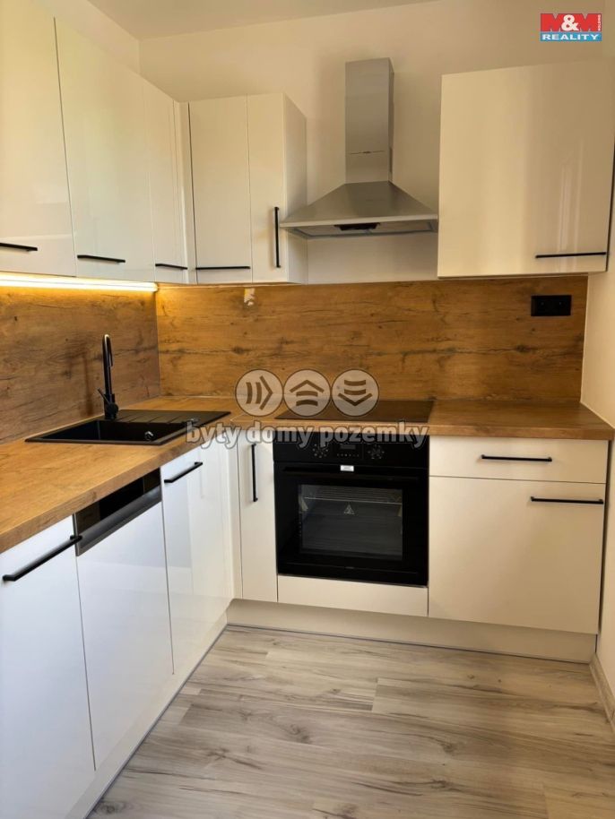 Prodej, Byt 3+1, Karviná