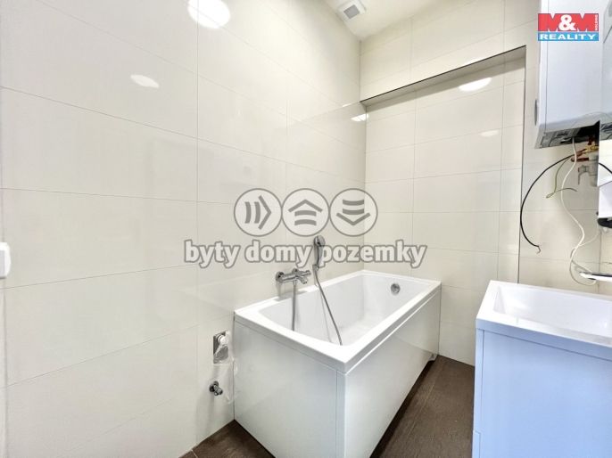 Pronájem, Byt 3+1, Děčín