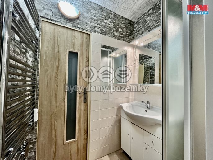 Prodej, Byt 3+1, Uhlířské Janovice