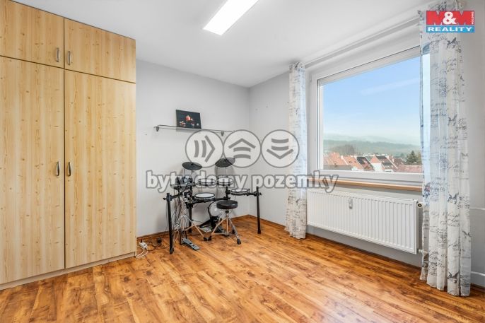 Prodej, Byt 4+1, Chlumec