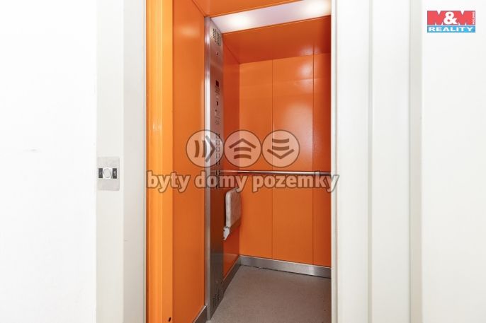 Prodej, Byt 2+kk, Pardubice