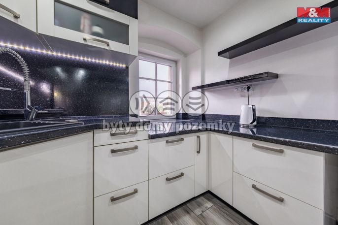 Prodej, Rodinný dům, Okounov