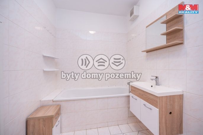 Pronájem, Byt 3+kk, Chlumec