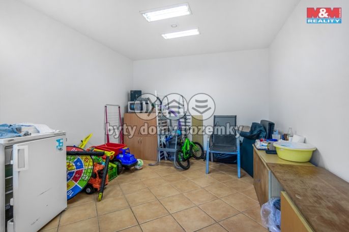 Pronájem, Obchodní objekt, Mělník