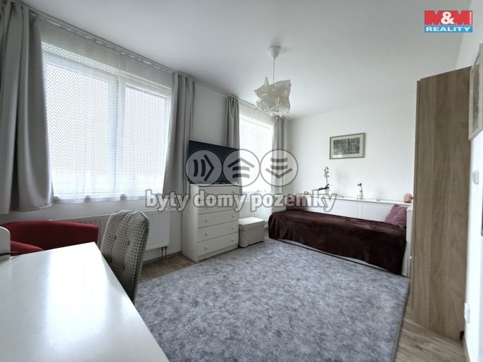 Pronájem, Byt 1+kk, Klecany