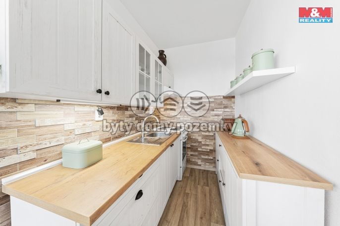 Prodej, Byt 1+kk, Chlumec