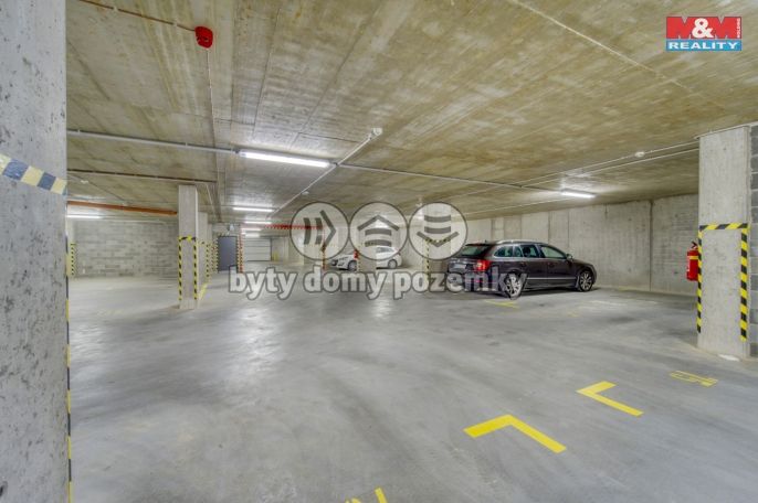 Pronájem, Garážové stání, Plzeň