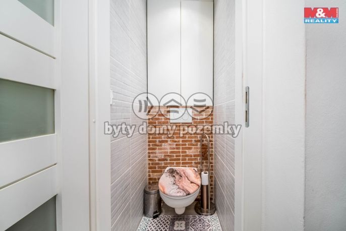 Prodej, Byt 3+1, Kněžmost