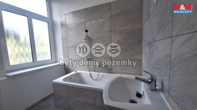 Pronájem, Byt 4+1, Nový Bor