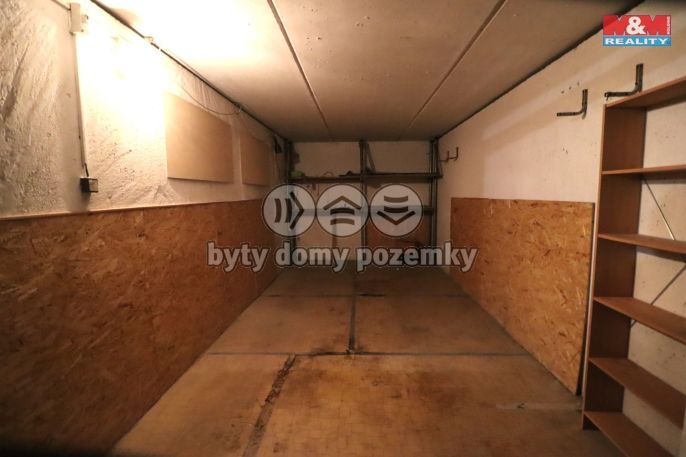 Prodej, Garáž, Most