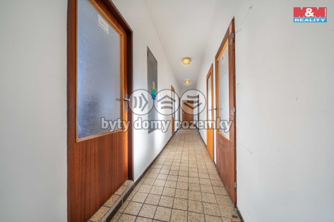 Pronájem, Sklad, Tisová