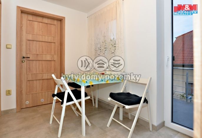 Pronájem, Byt 1+kk, Pardubice