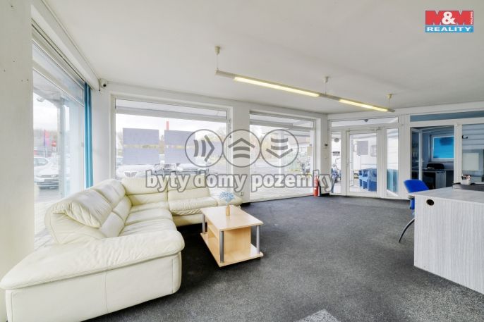 Pronájem, Obchod a služby, Cheb