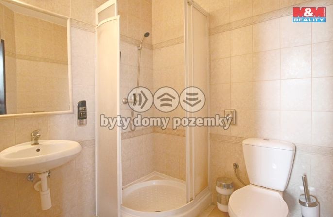 Pronájem, Byt 1+kk, Trutnov