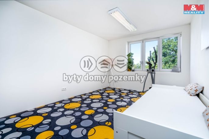 Prodej, Byt 3+1, Kněžmost