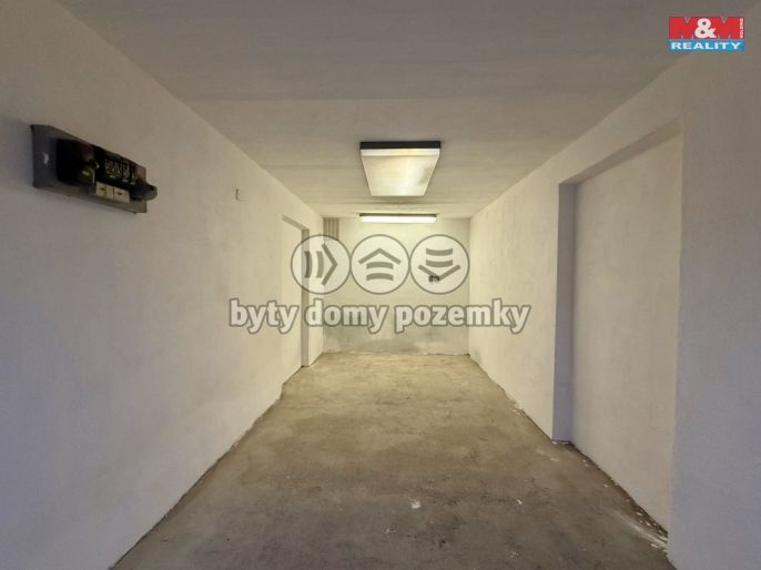 Prodej, Garáž, Adamov