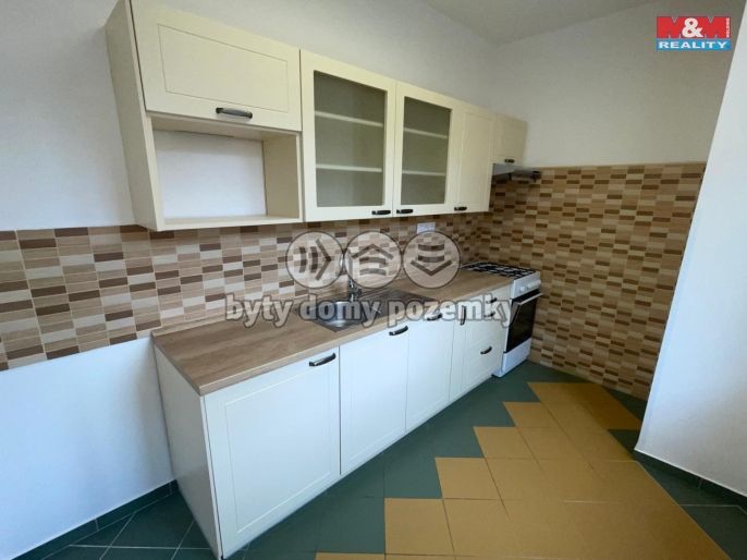 Pronájem, Byt 2+1, Děčín