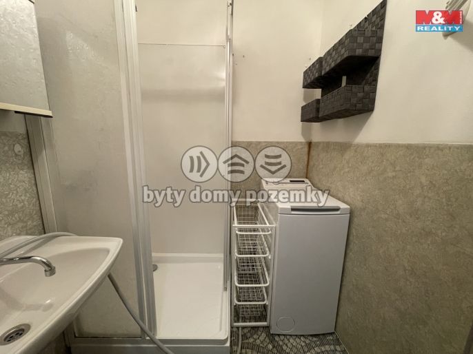 Pronájem, Byt 1+1, Hradec Králové