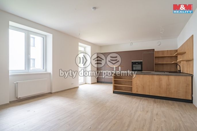 Pronájem, Byt 4+kk, Cheb