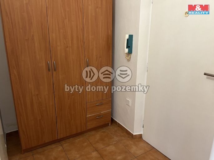 Pronájem, Byt 1+kk, Pardubice