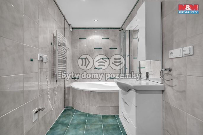 Prodej, Byt 3+1, Červený Kostelec