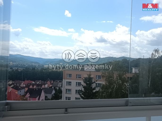 Pronájem, Byt 2+1, Děčín