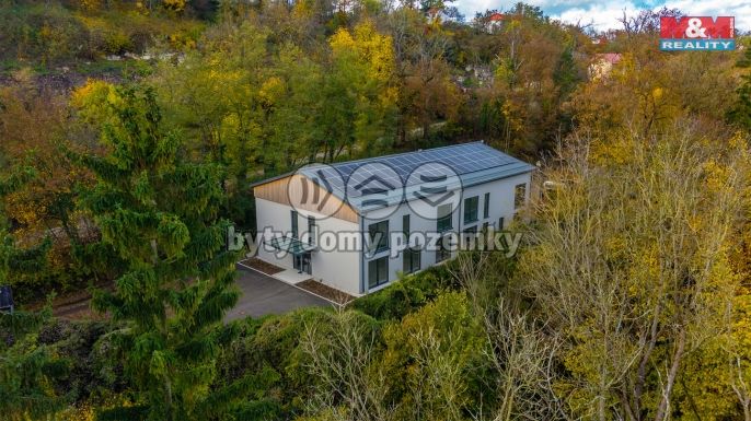 Prodej, Obchod a služby, Krnsko