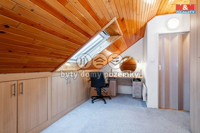 Prodej, Byt 3+1, Radešínská Svratka