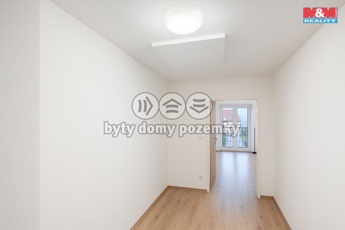 Pronájem, Byt 1+kk, Škvorec